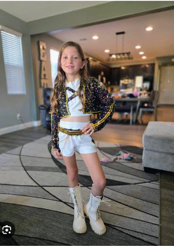 Rum-i Costume Outfit with Jacket, Shorts & Printed T-Shirt, Doll Singers